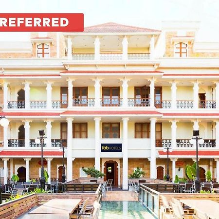 Collection O Hotel Rajwada Near The Pavillion Pune Esterno foto